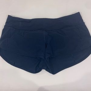Lululemon! Navy Speed Ups Low-Rise 2.5 Length Size 8